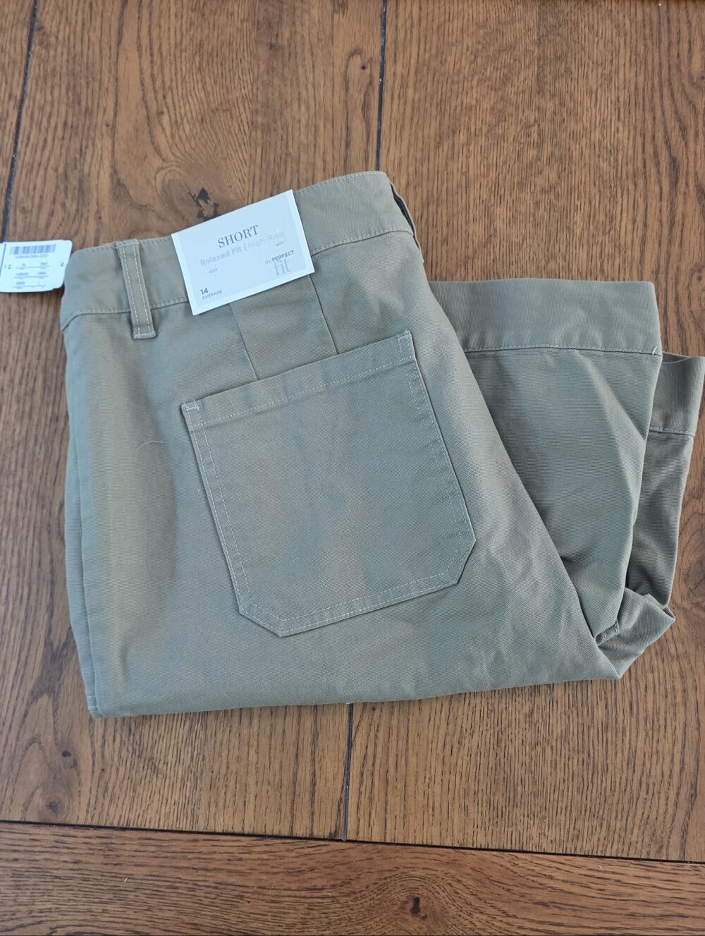 Christopher & Banks Olive/Tan Women’s Bermuda Shorts